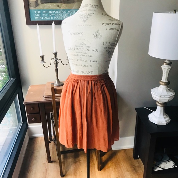 Styles To Go Rust color Skirt Sz XS - Picture 3 of 4